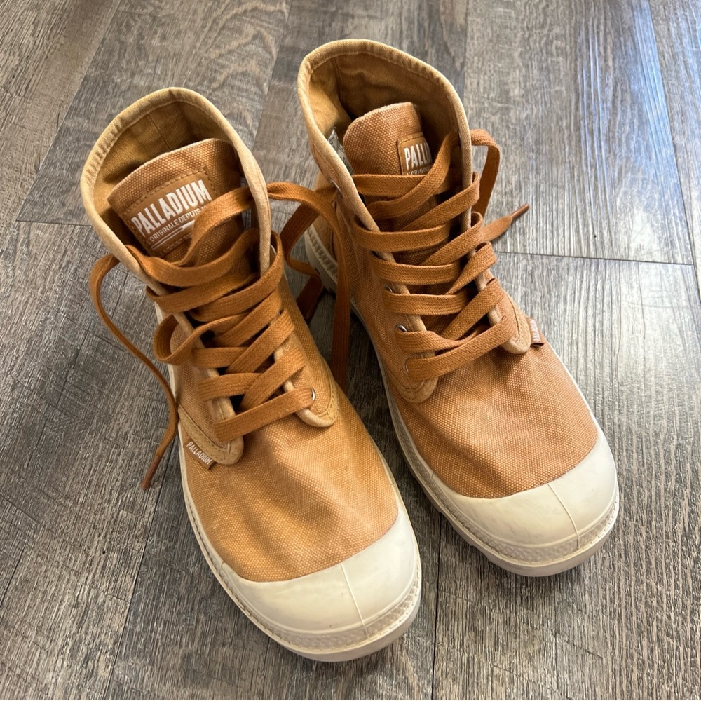 Palladium Women's Tan High-Top Sneakers